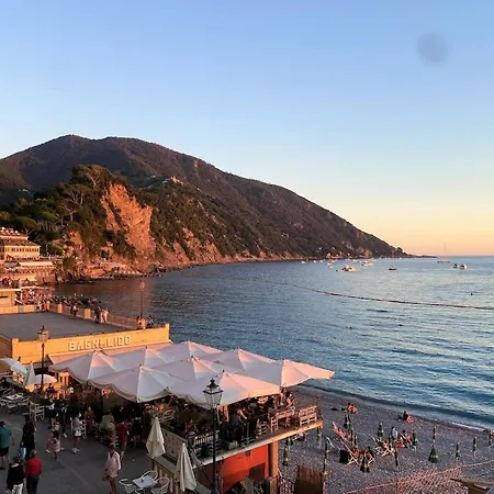 Sulla - On The Appartamento Camogli