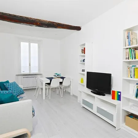 Sulla - On The Apartamento Camogli