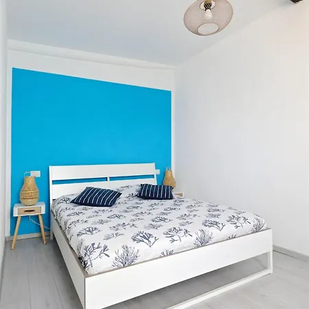 Sulla - On The Appartement